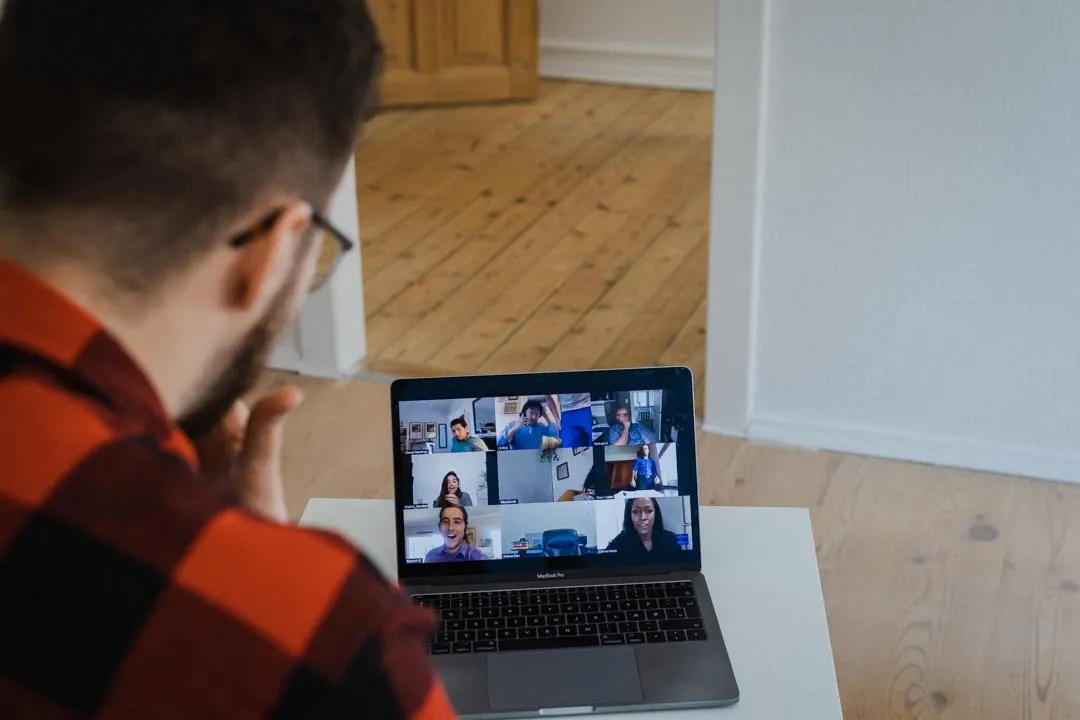 Student having a video call ith other people, trying to socialize