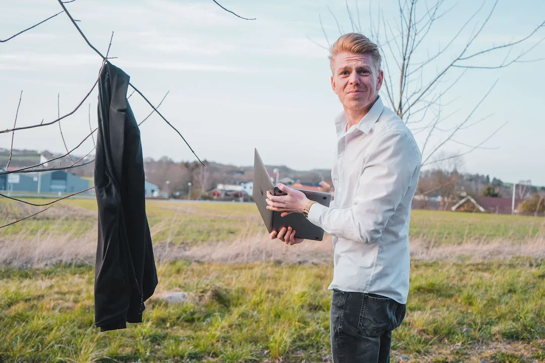 Do internships and volunteer work in Denmark